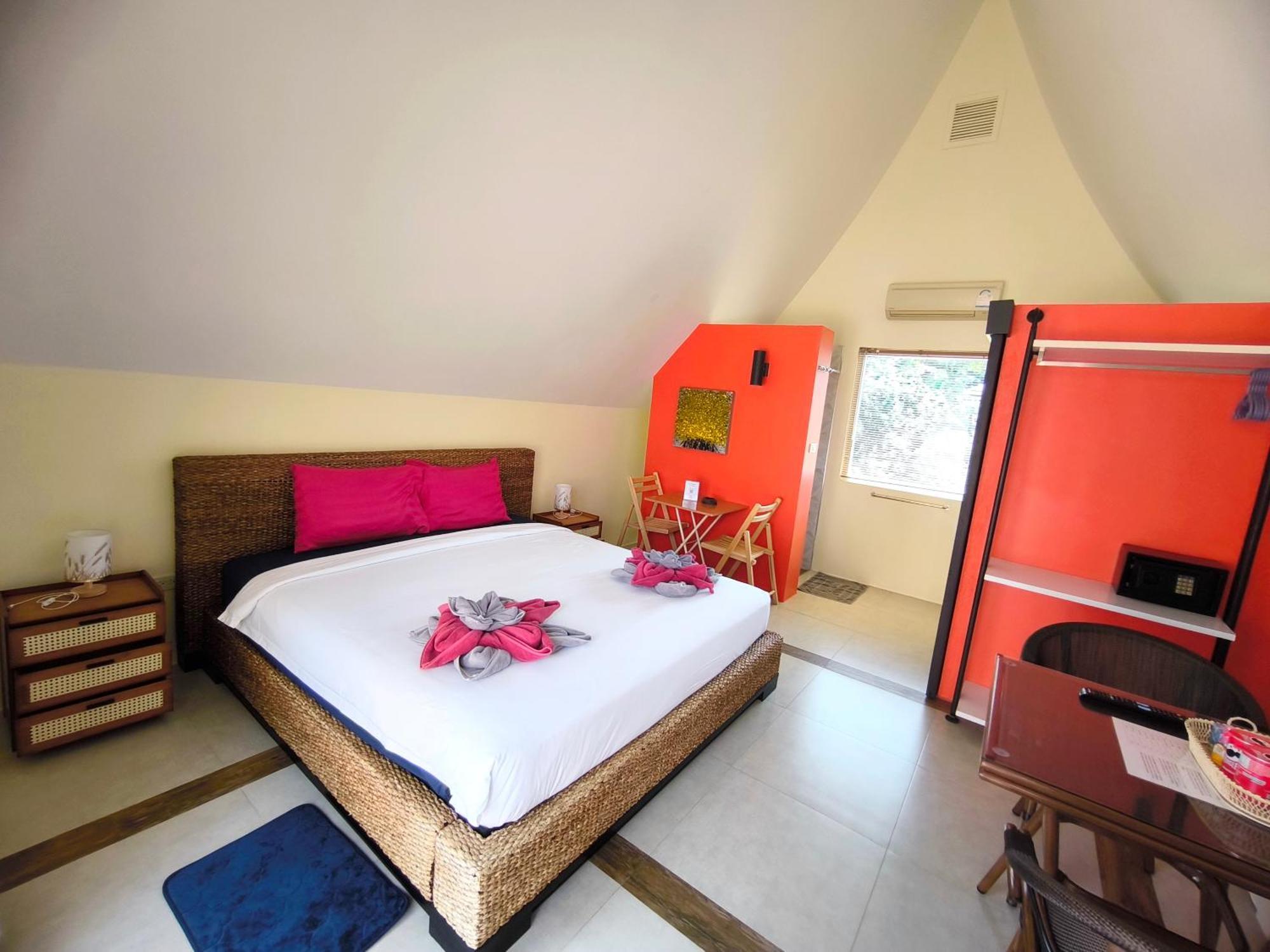 Blue Haven Bay Villa 21D And Resort Apartments Ко-Чанг Екстер'єр фото